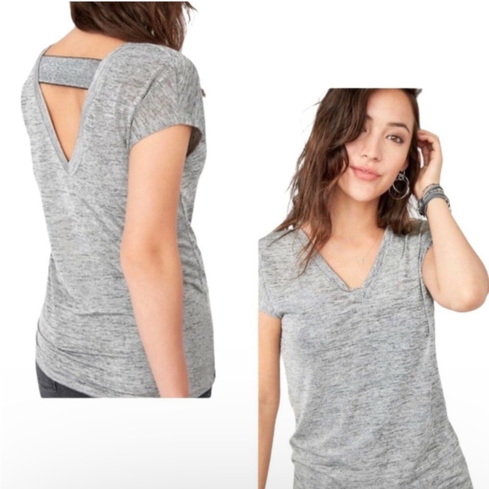 NWT Stella & Dot Women Silver Metallic Sheer V Neck Shirt size Large